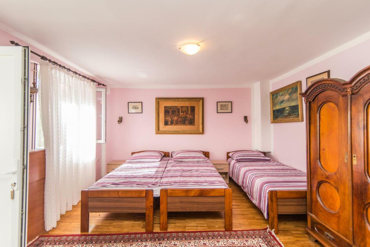Apartament Marina *